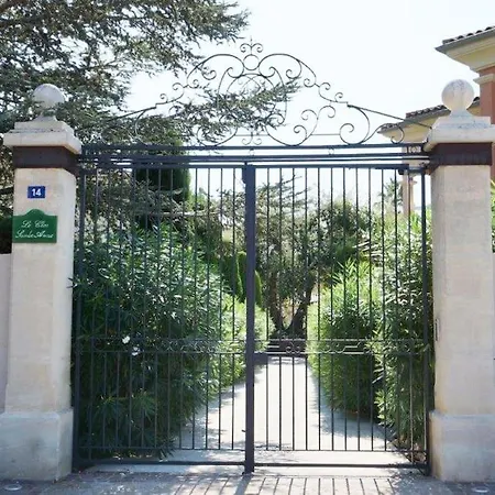 Апартаменти Anais De Saint-tropez, Bel Appartement, Avec Piscine Et Jardin, Au Coeur De Tropez *