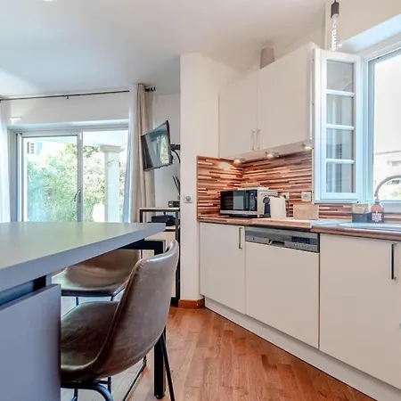 Daire Anais De Saint-tropez, Bel Appartement, Avec Piscine Et Jardin, Au Coeur De Tropez Saint-Tropez